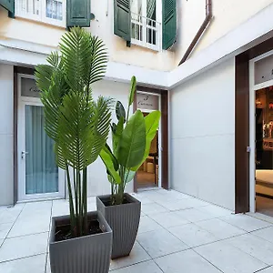 Italianflat - Theatrum And 维罗纳